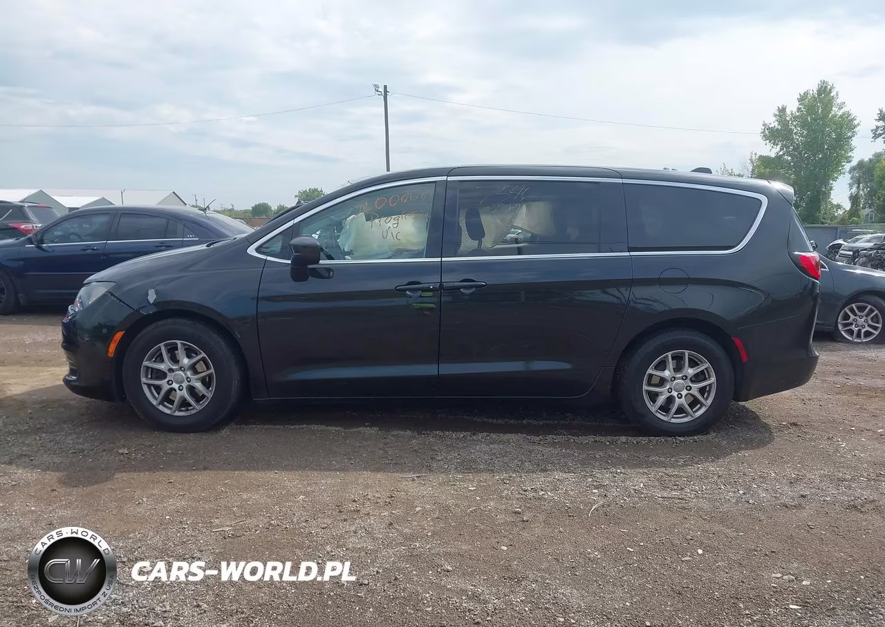 2019 Chrysler Pacifica Lx VIN:2C4RC1CG2KR627546 - 14
