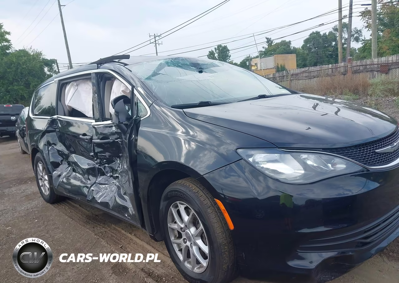 2019 Chrysler Pacifica Lx VIN:2C4RC1CG2KR627546 - 6