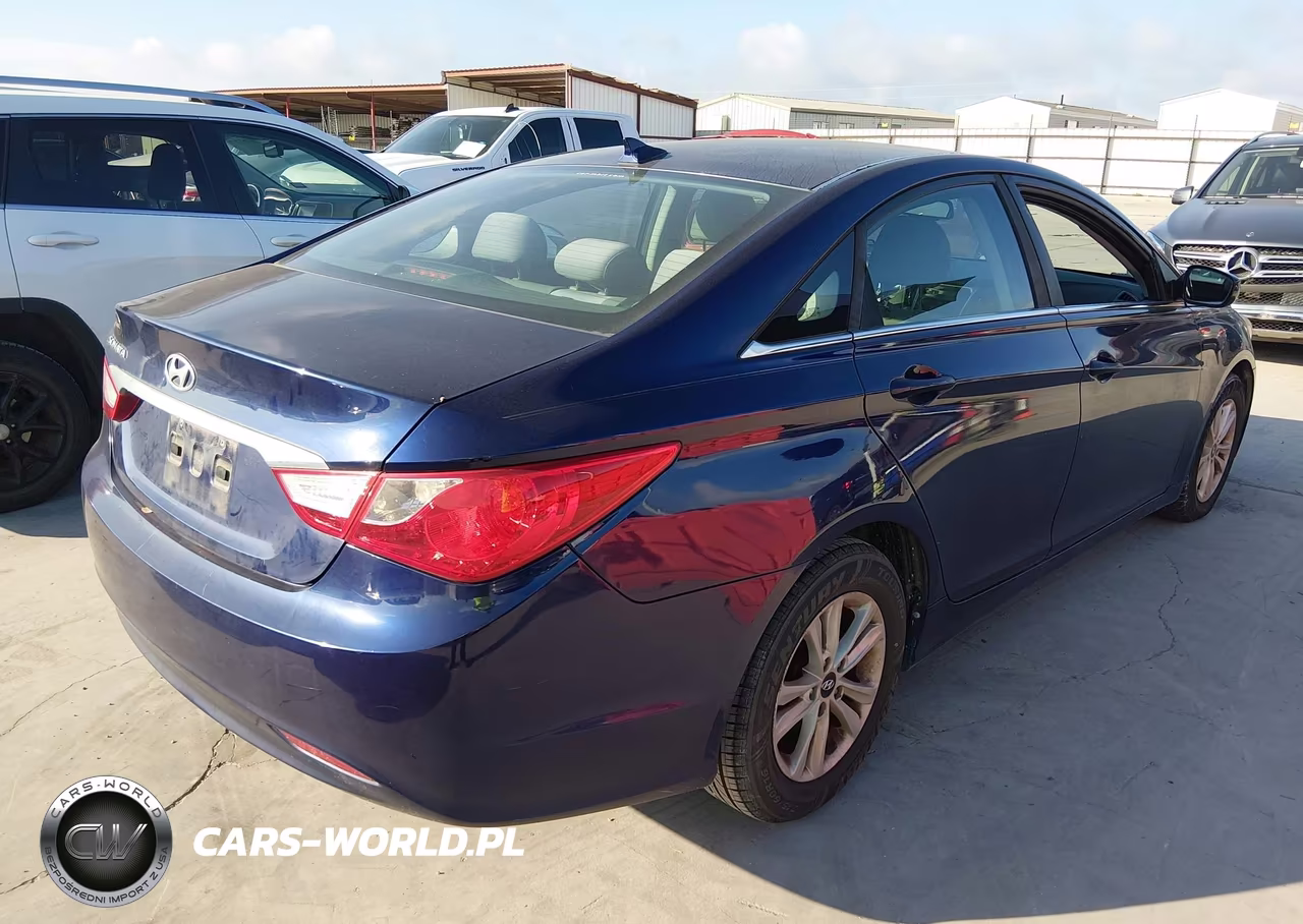 2013 Hyundai Sonata Gls VIN:5NPEB4AC2DH621779 - 4