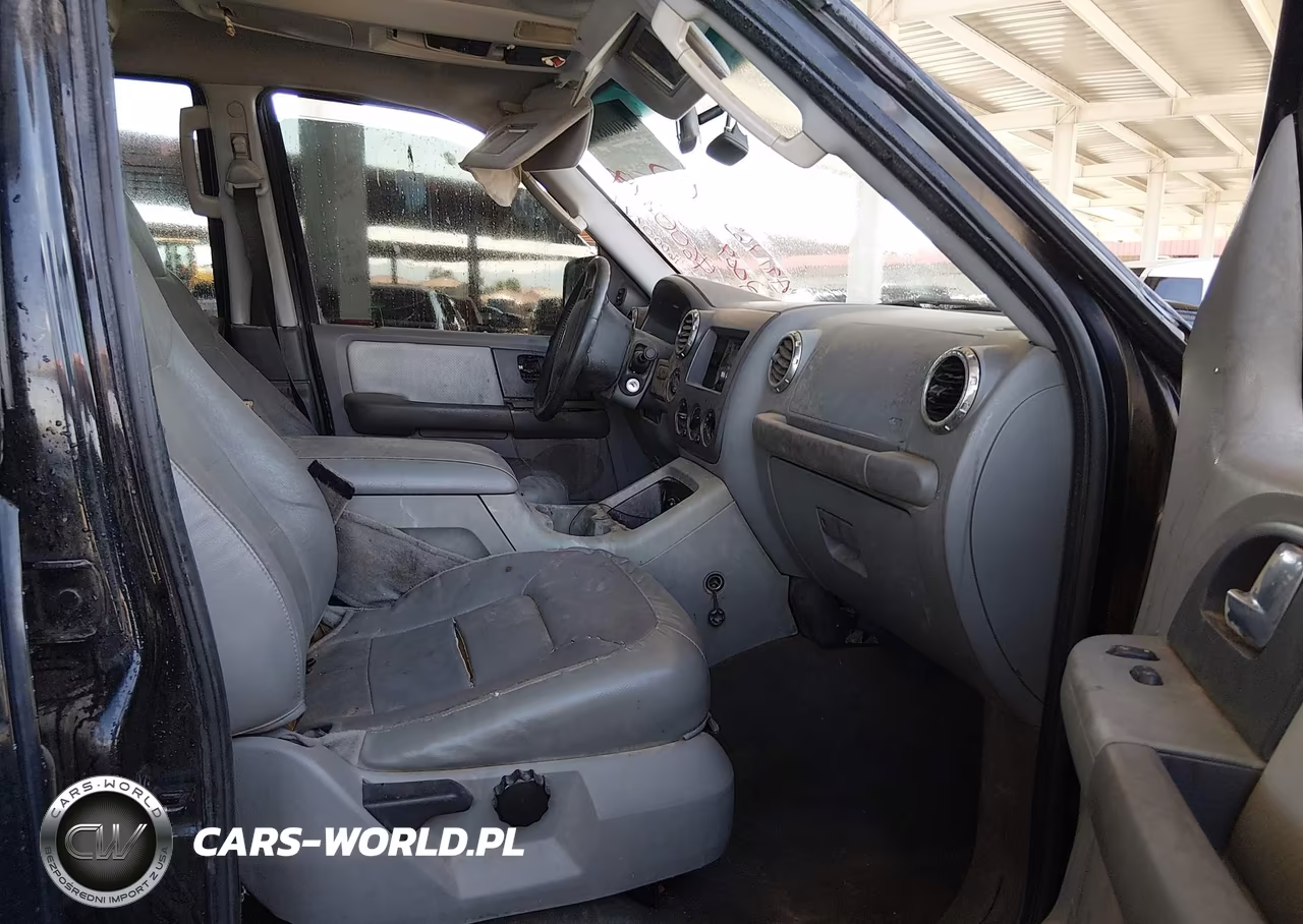2004 Ford Expedition Nbx-Xlt VIN:1FMPU16LX4LA91465 - 5