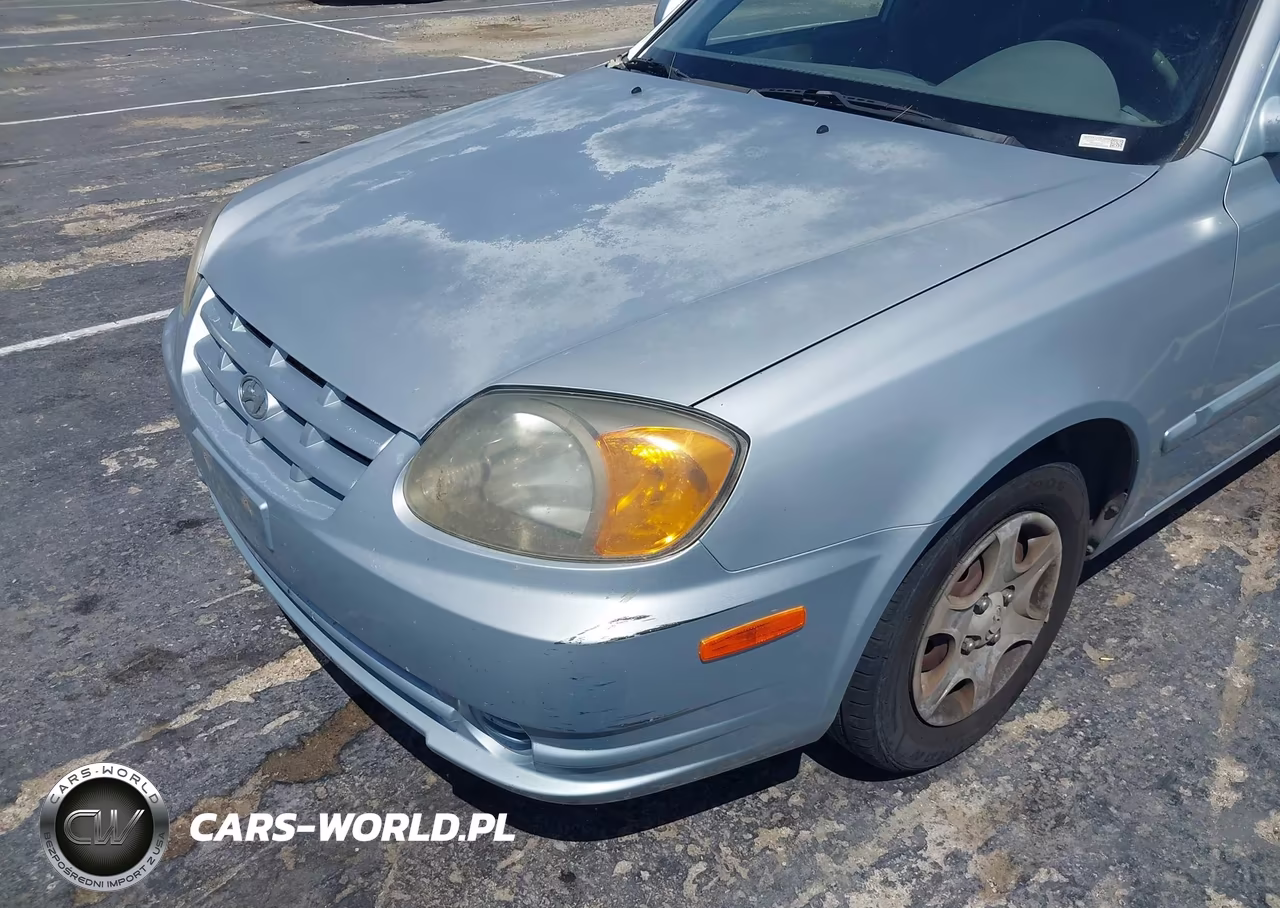 2005 Hyundai Accent Gls VIN:KMHCG45CX5U635886 - 12