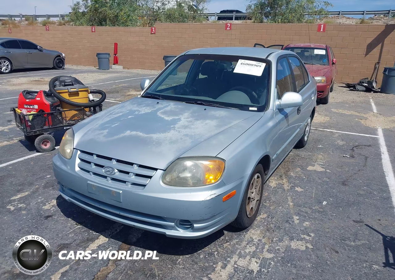 2005 Hyundai Accent Gls VIN:KMHCG45CX5U635886 - 2
