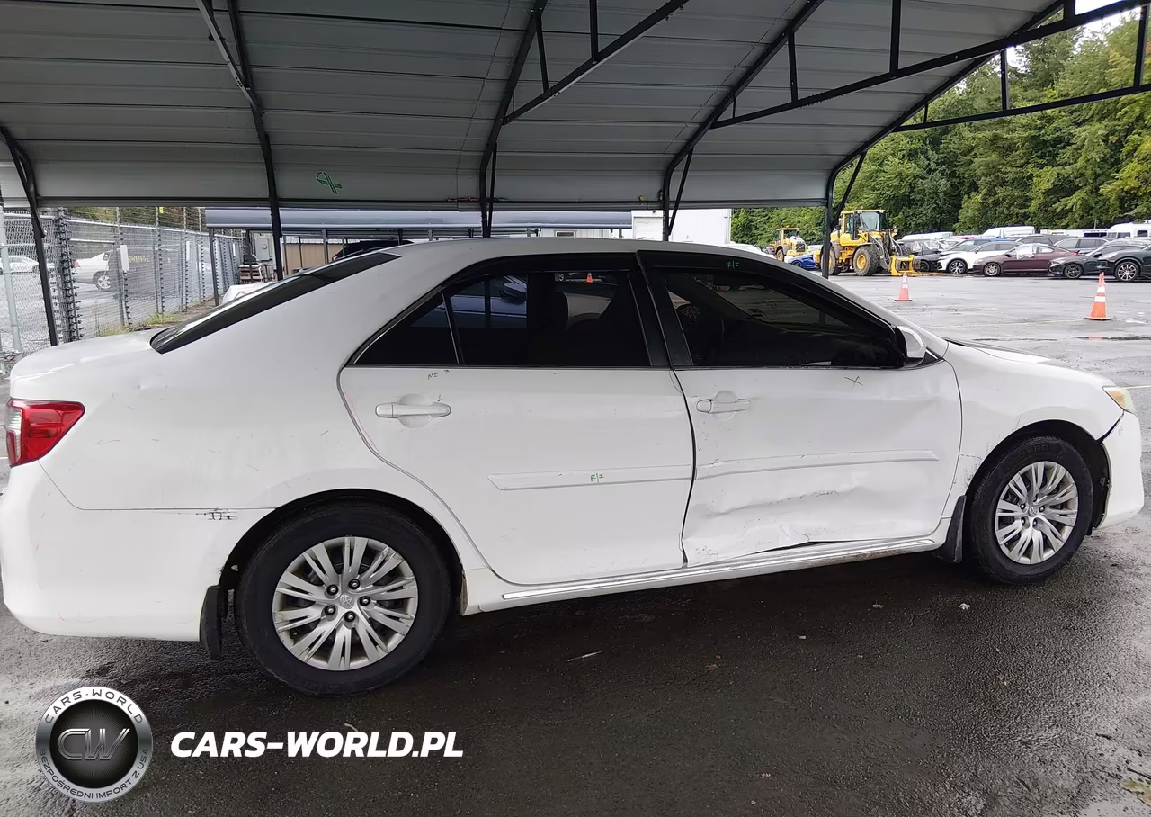 2012 Toyota Camry Le VIN:4T1BF1FK9CU550568 - 13