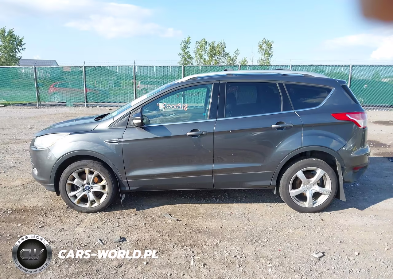 2016 Ford Escape Titanium VIN:1FMCU9JX1GUC48001 - 14