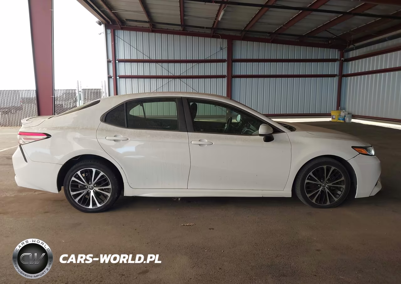 2018 Toyota Camry Se VIN:JTNB11HK5J3057081 - 13