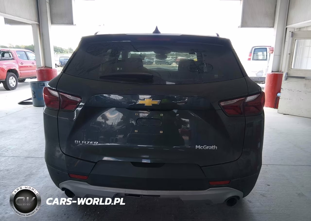 2019 Chevrolet Blazer VIN:3GNKBBRA0KS600420 - 16