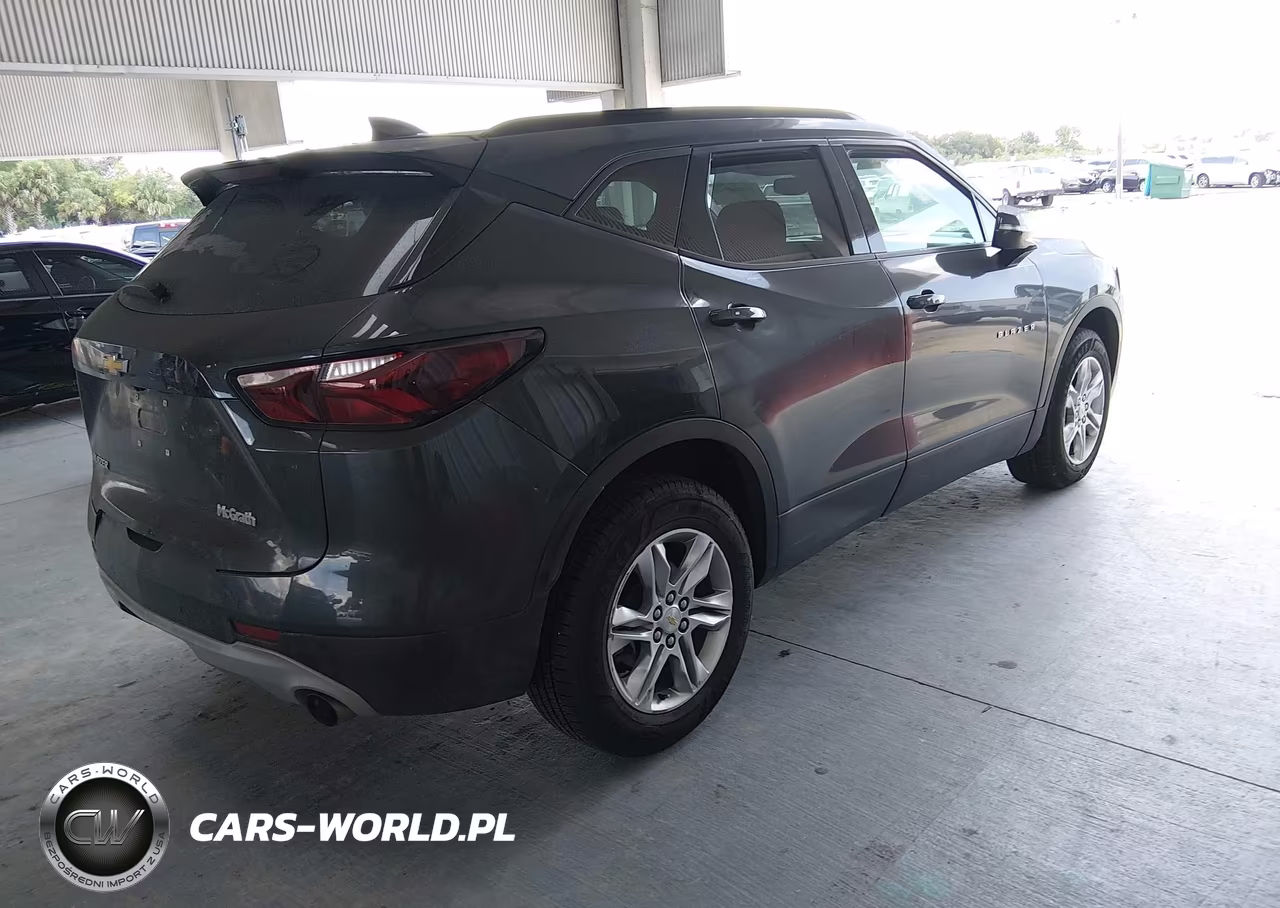 2019 Chevrolet Blazer VIN:3GNKBBRA0KS600420 - 4