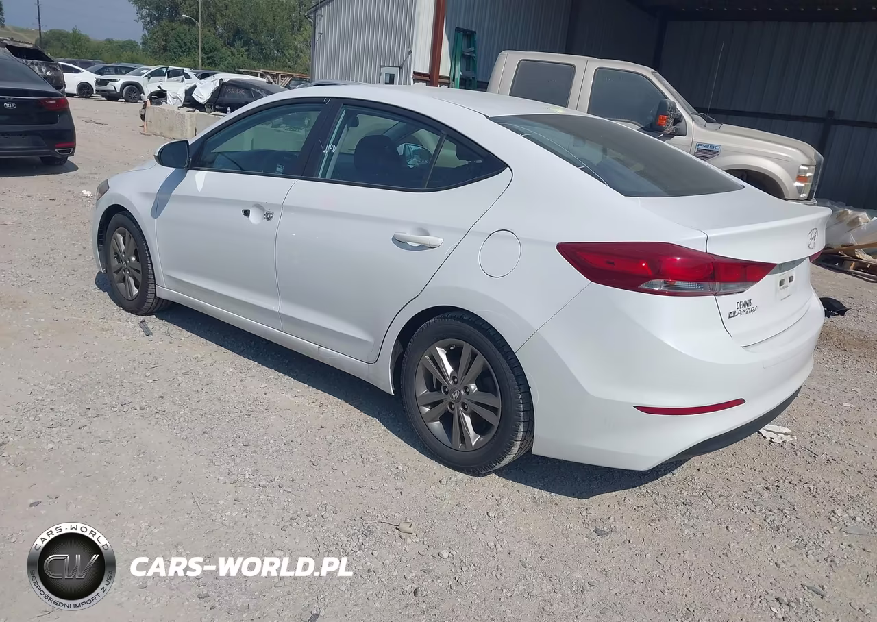 2018 Hyundai Elantra Sel VIN:5NPD84LF9JH342861 - 3