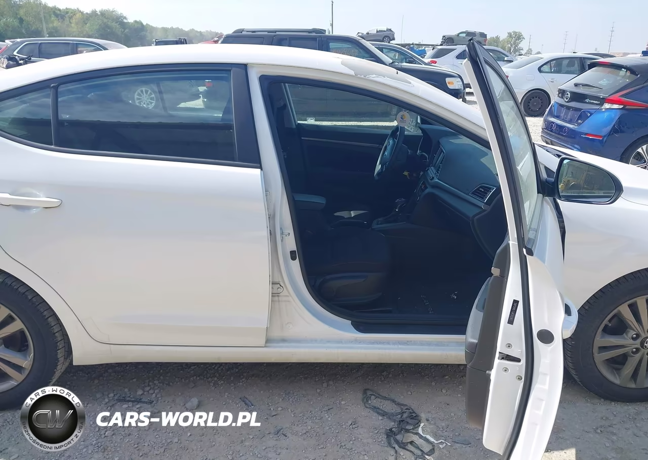 2018 Hyundai Elantra Sel VIN:5NPD84LF9JH342861 - 5