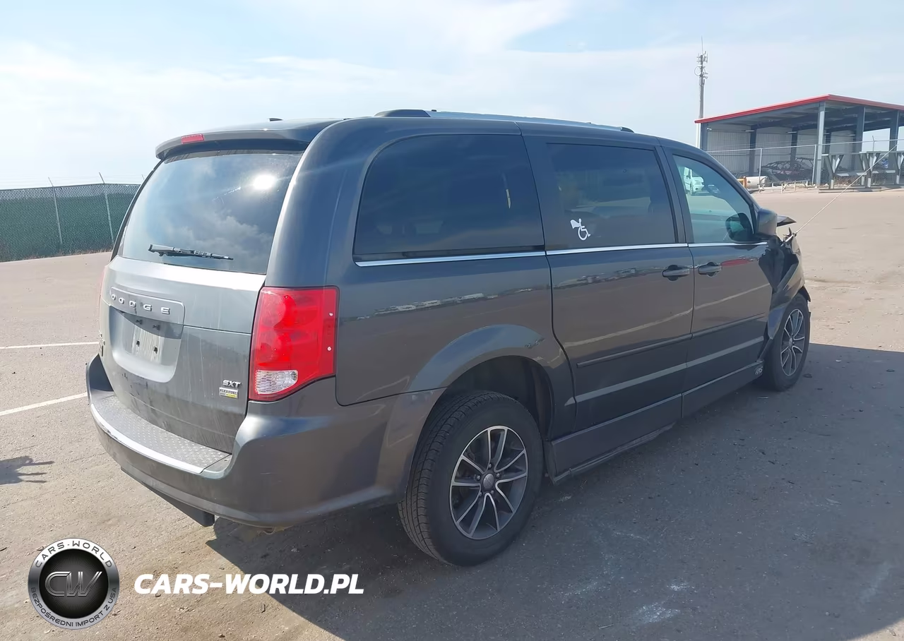 2017 Dodge Grand Caravan Sxt VIN:2C4RDGCG4HR806938 - 4