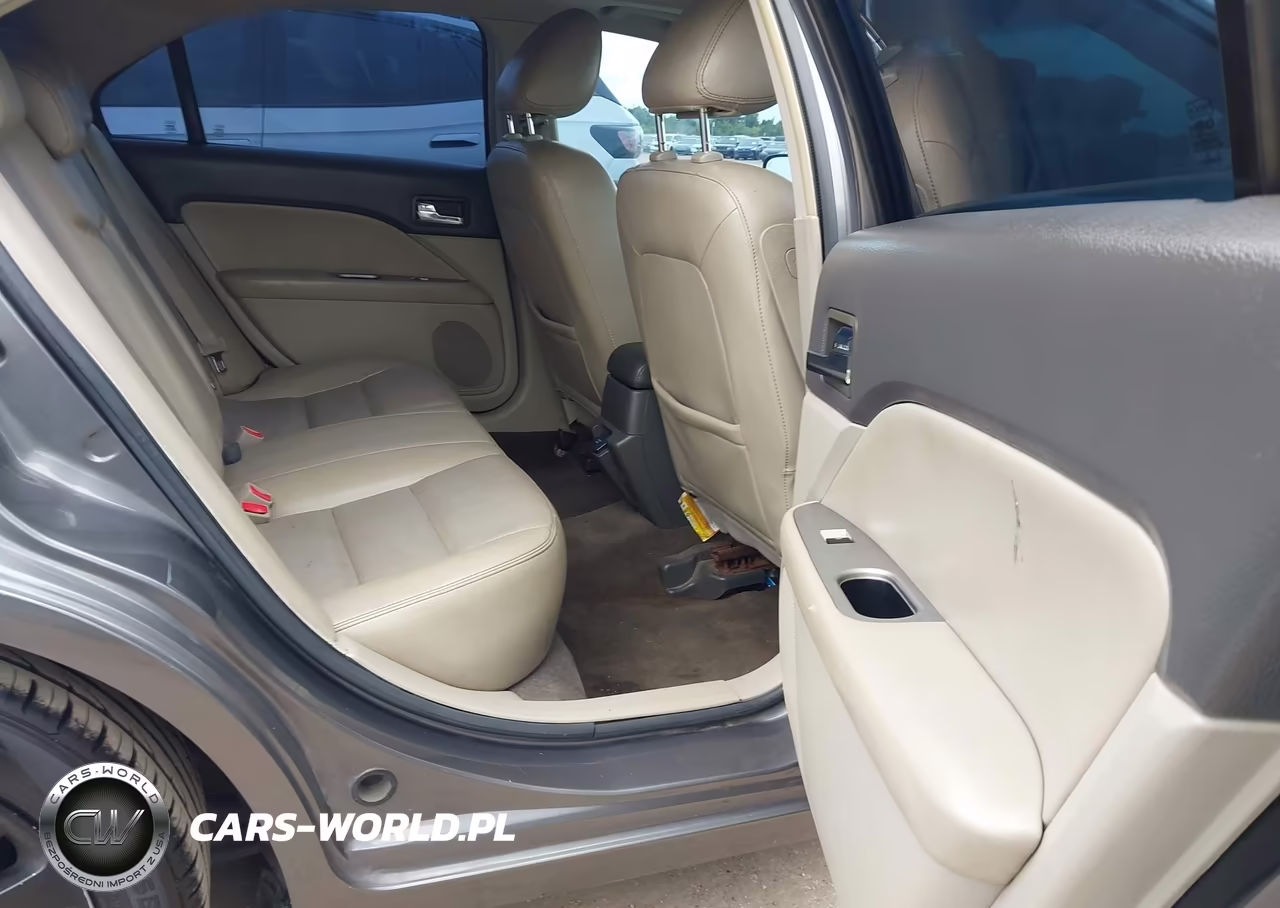 2010 Ford Fusion Hybrid VIN:3FADP0L35AR112545 - 8