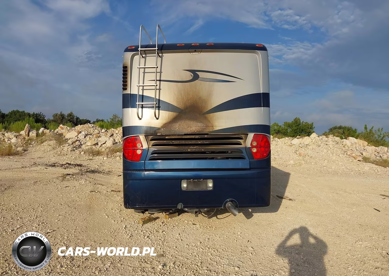 2004 Freightliner Chassis X Line Motor Home VIN:4UZABFCY14CM91889 - 13