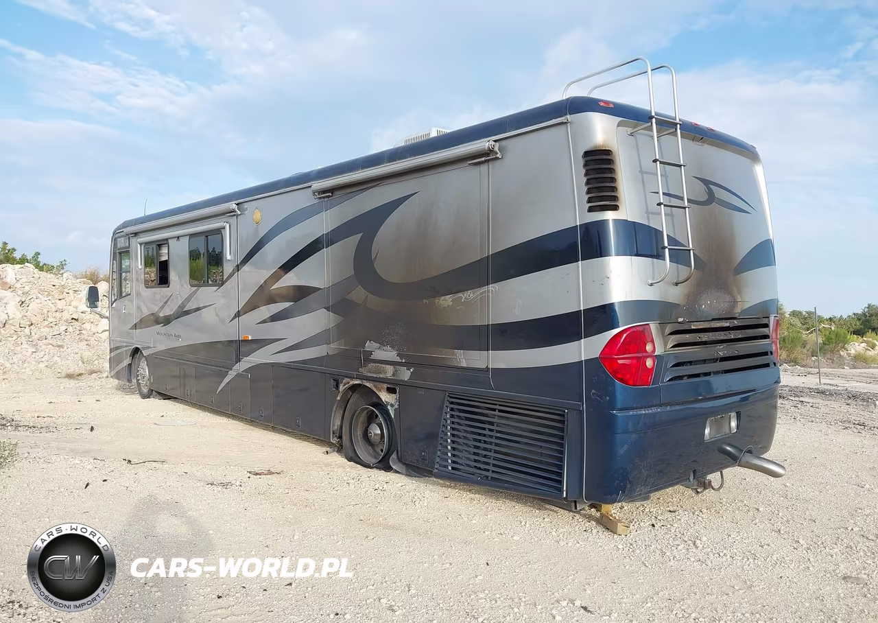 2004 Freightliner Chassis X Line Motor Home VIN:4UZABFCY14CM91889 - 3