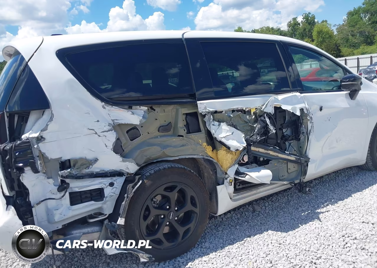 2024 Chrysler Pacifica Hybrid S Appearance Pkg VIN:2C4RC1S76RR160921 - 6
