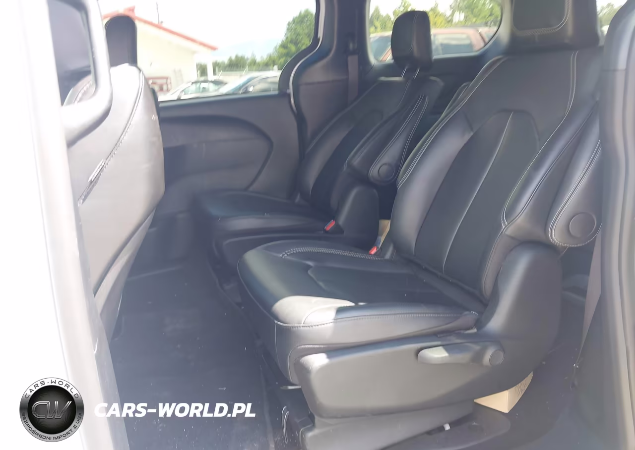 2024 Chrysler Pacifica Hybrid S Appearance Pkg VIN:2C4RC1S76RR160921 - 8