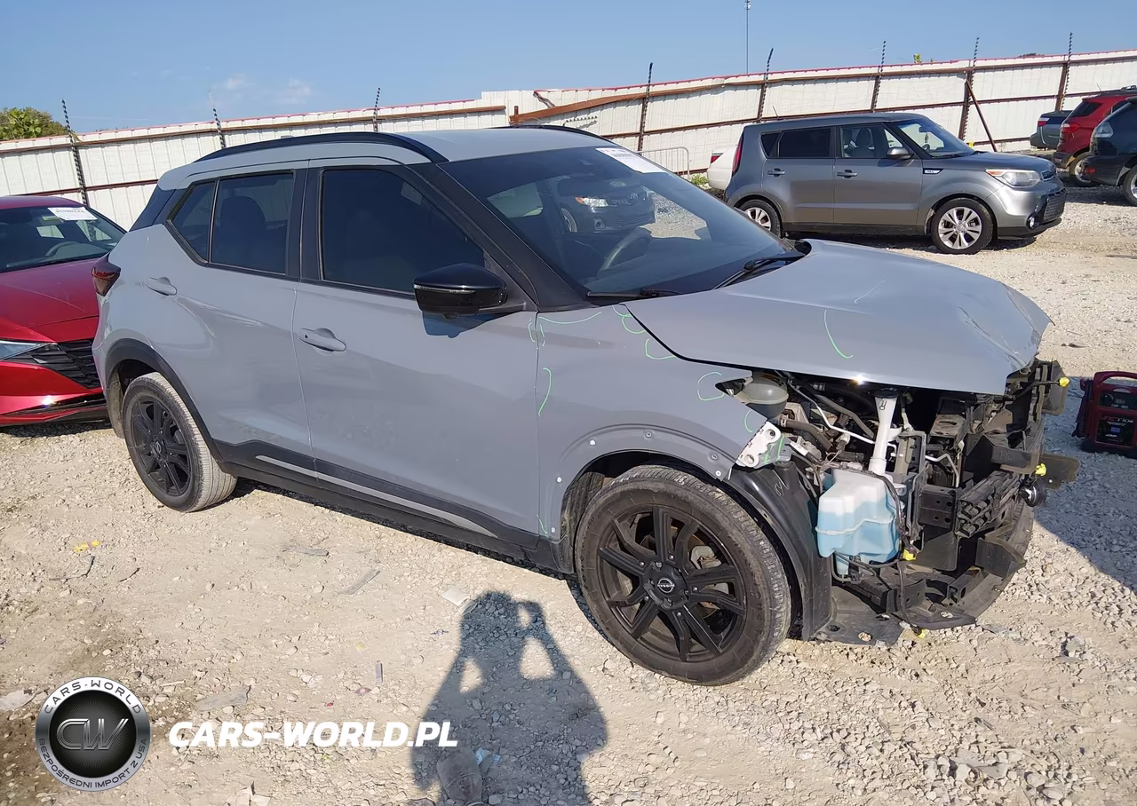 2024 Nissan Kicks Sr Xtronic Cvt