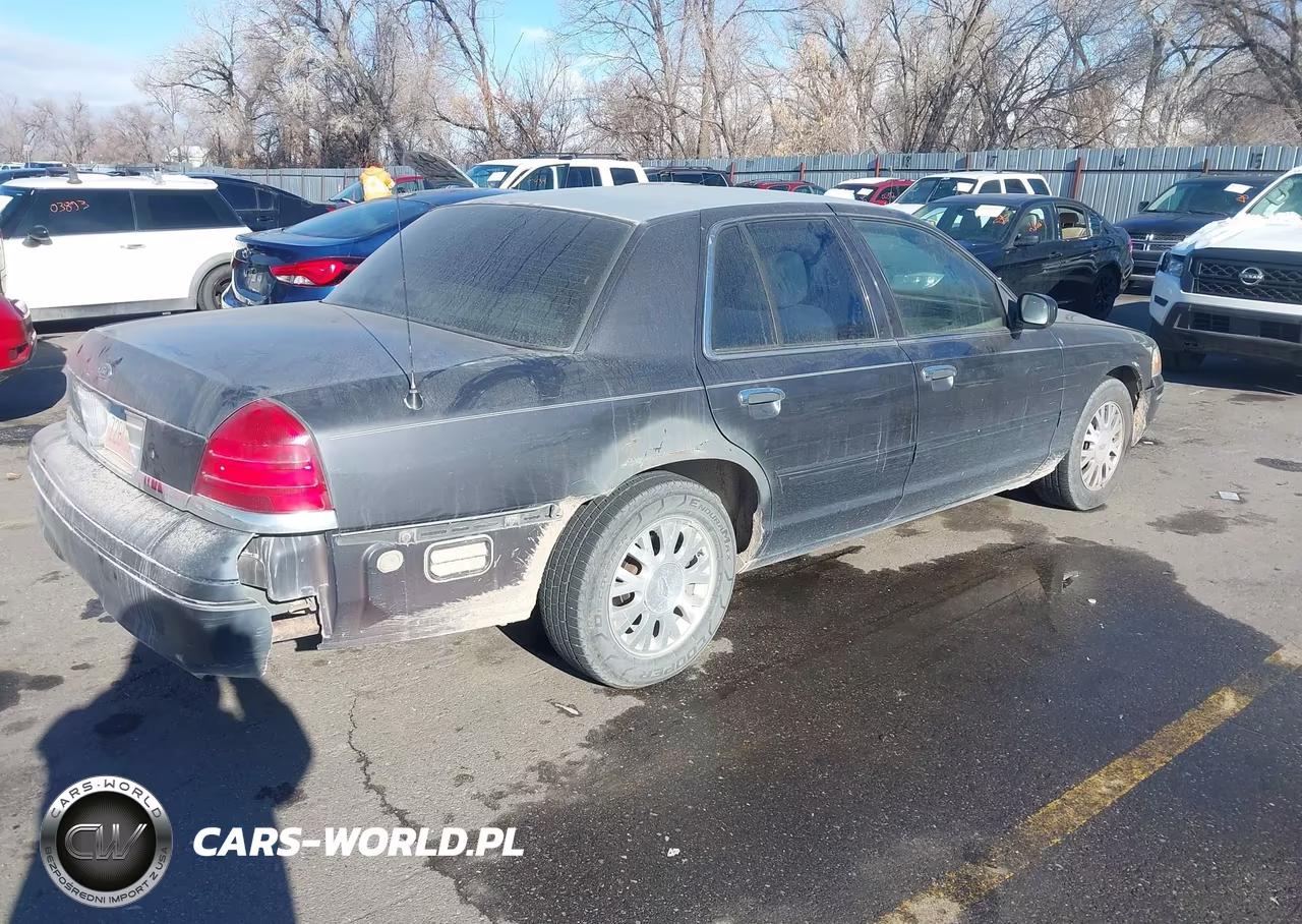 2005 Ford Crown Victoria VIN:2FAHP74W05X122104 - 4