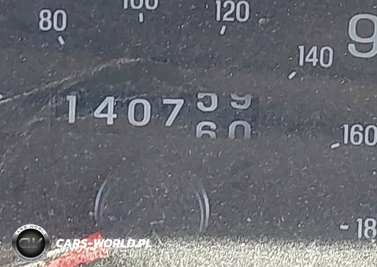 2005 Ford Crown Victoria VIN:2FAHP74W05X122104 - 7
