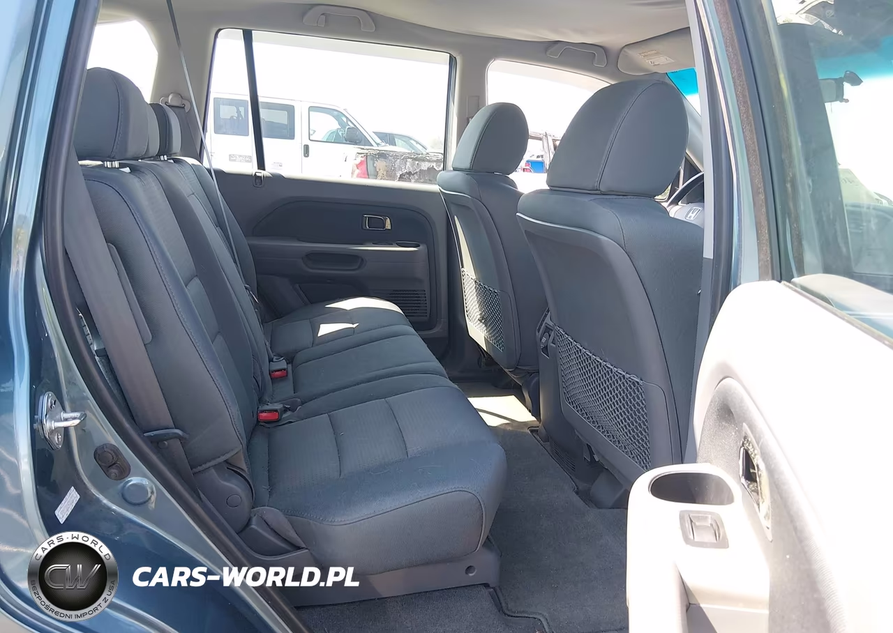 2007 Honda Pilot Lx VIN:5FNYF28147B013792 - 8