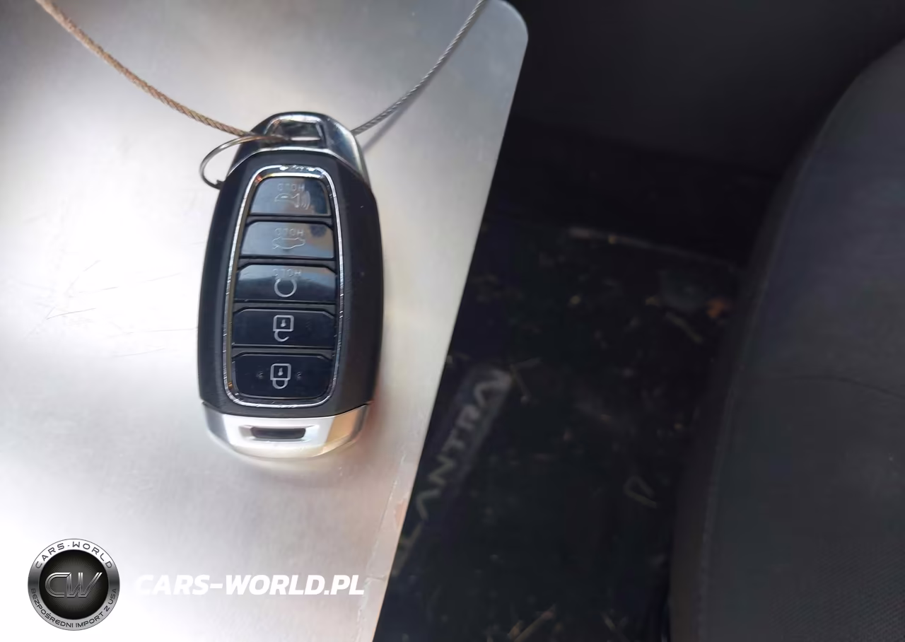 2021 Hyundai Elantra Sel VIN:KMHLM4AG9MU092966 - 11