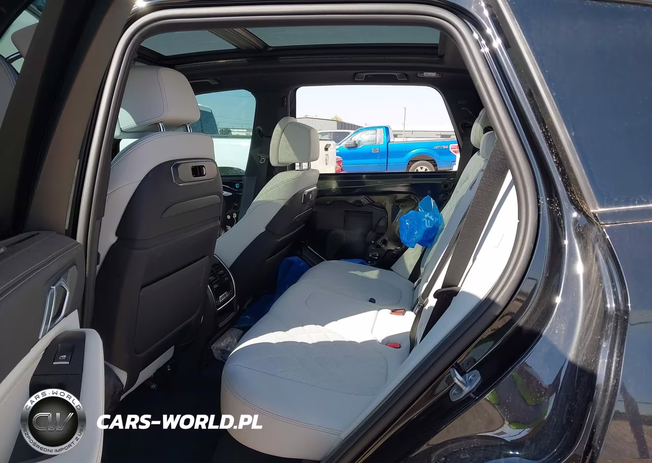 2026 BMW X5 M60I VIN:5UX33EU04T9393771 - 8