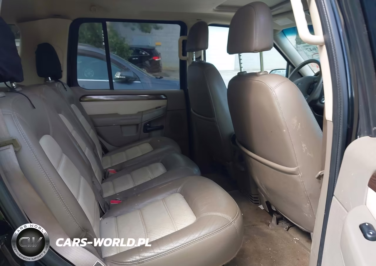 2002 Ford Explorer Eddie Bauer VIN:1FMDU74W02ZC20455 - 8