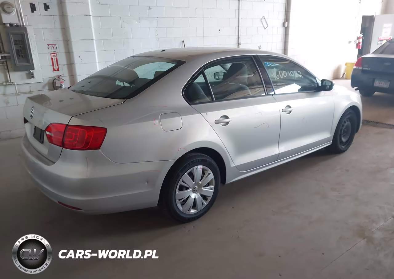 2012 Volkswagen Jetta 2.0L S VIN:3VW2K7AJ8CM329806 - 4