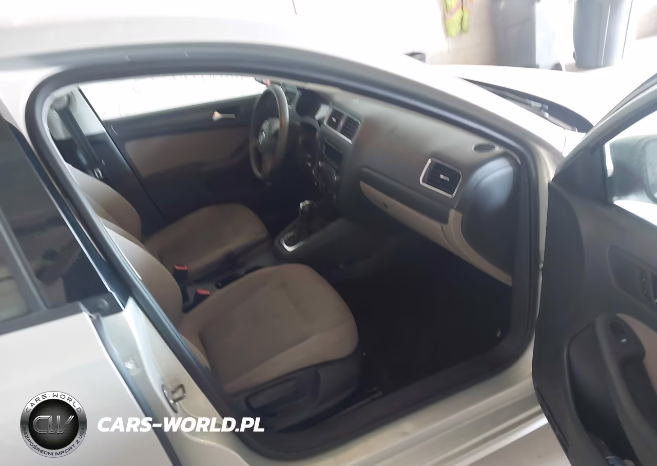 2012 Volkswagen Jetta 2.0L S VIN:3VW2K7AJ8CM329806 - 5