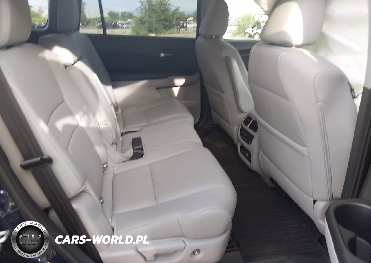 2016 Honda Pilot Touring VIN:5FNYF5H91GB010906 - 8