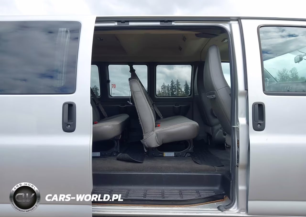 2017 Chevrolet Express 3500 Lt VIN:1GAZGPFF1H1293459 - 8