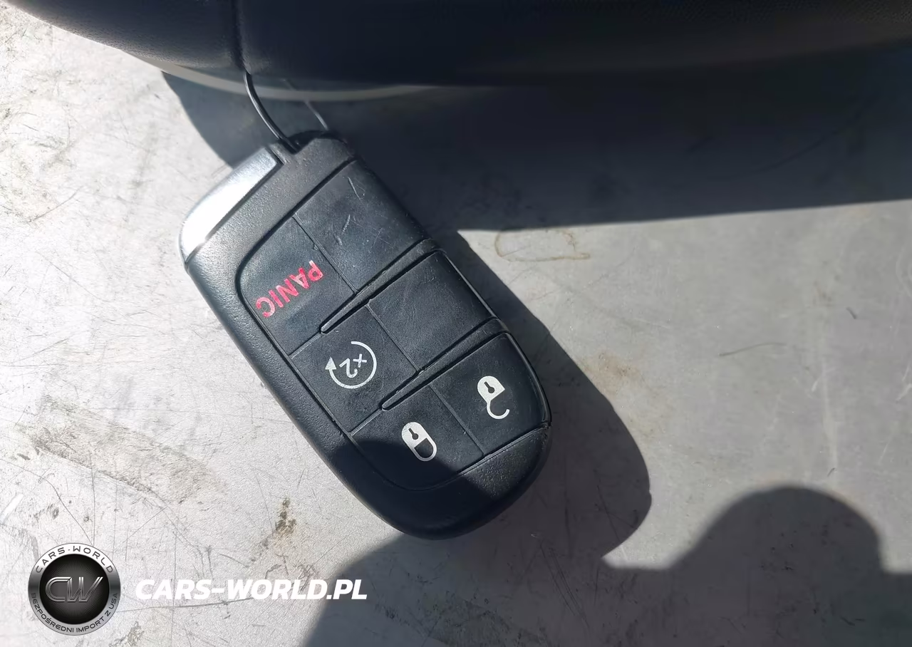 2018 Fiat 500X Urbana Edition VIN:ZFBCFXCB9JP668781 - 11