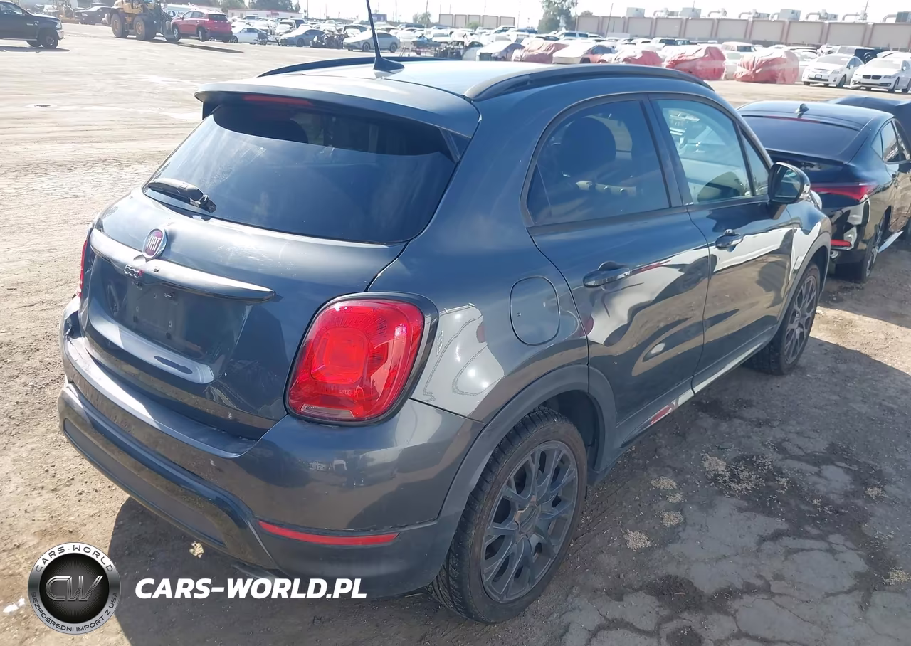 2018 Fiat 500X Urbana Edition VIN:ZFBCFXCB9JP668781 - 4