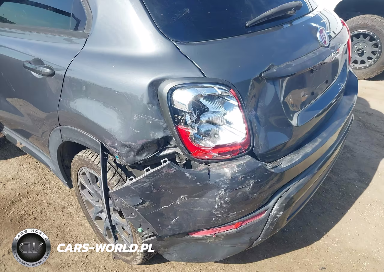 2018 Fiat 500X Urbana Edition VIN:ZFBCFXCB9JP668781 - 6