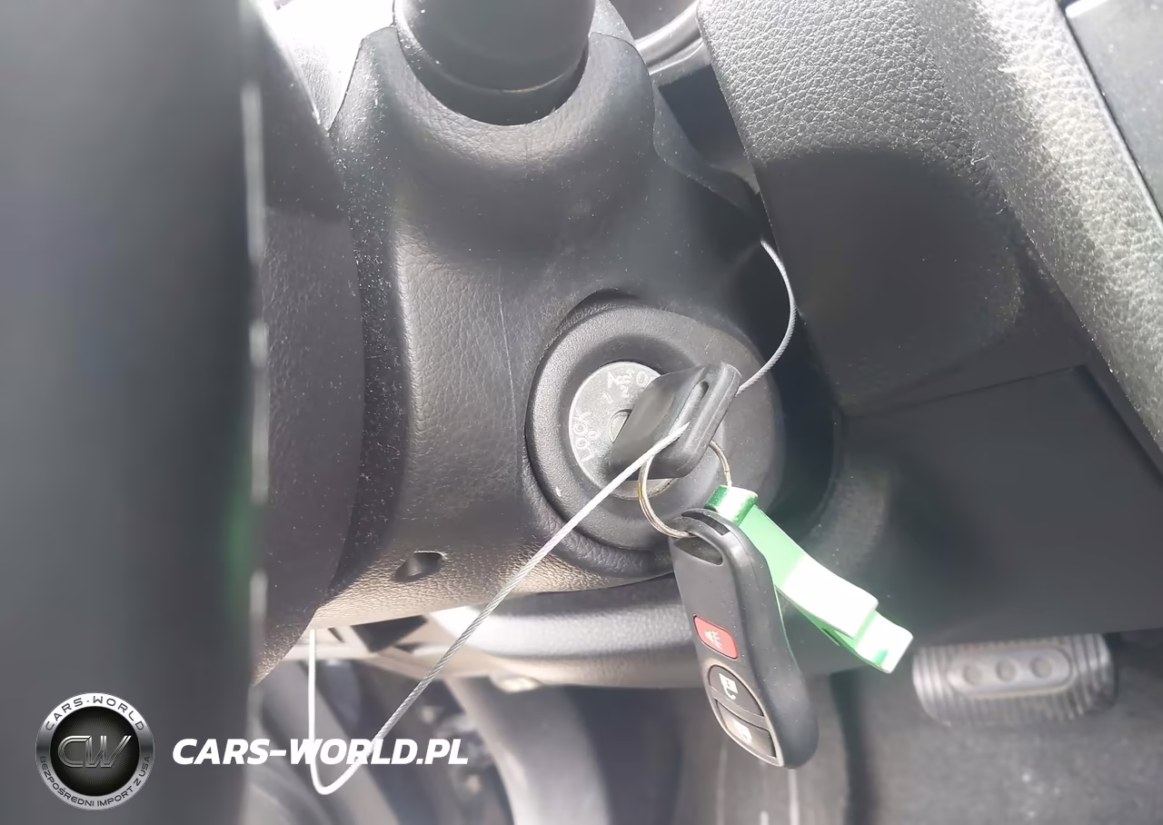 2009 Nissan Versa 1.8S VIN:3N1BC13EX9L354012 - 11