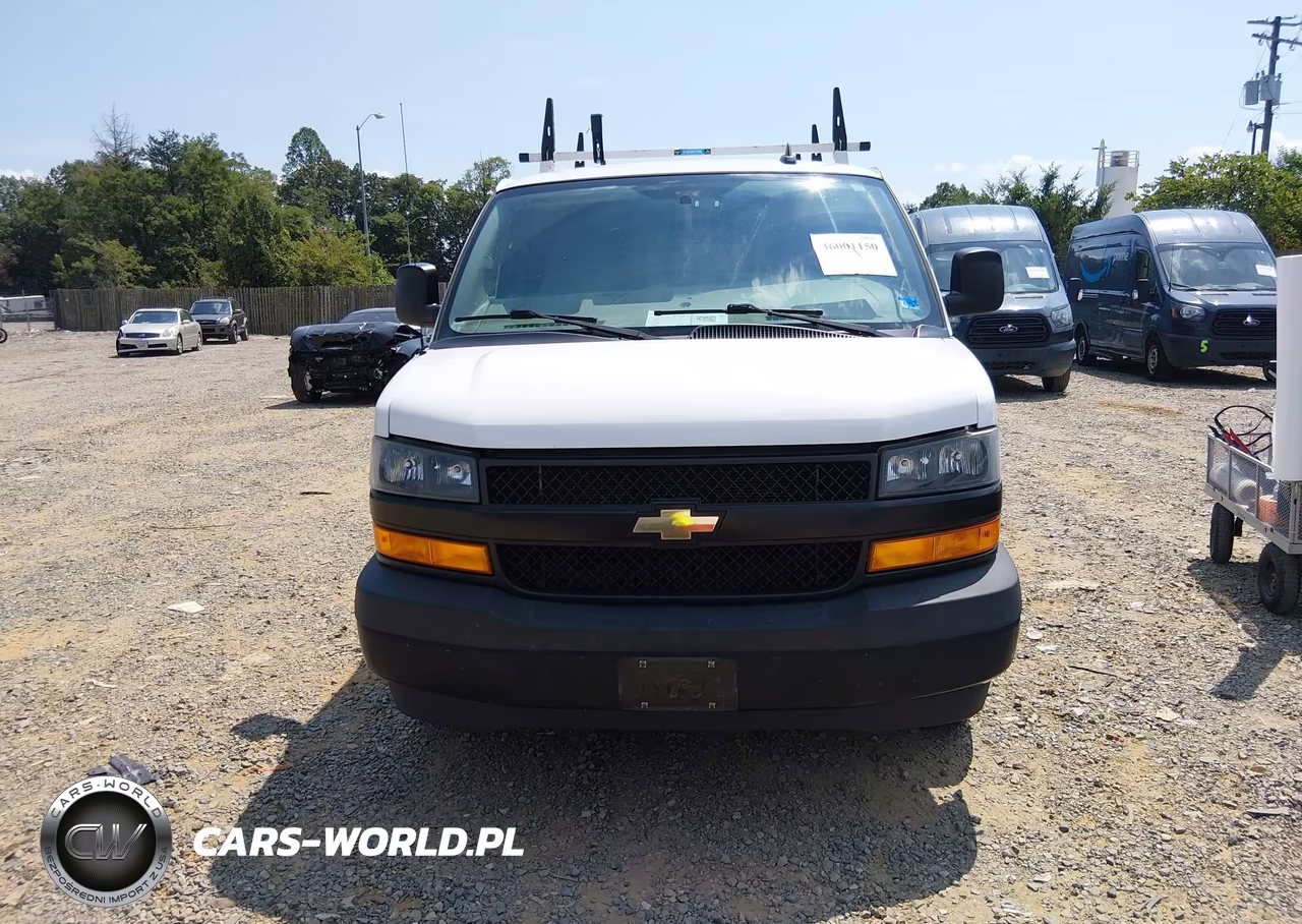 2019 Chevrolet Express 3500 Work Van VIN:1GCZGGFG2K1245704 - 12