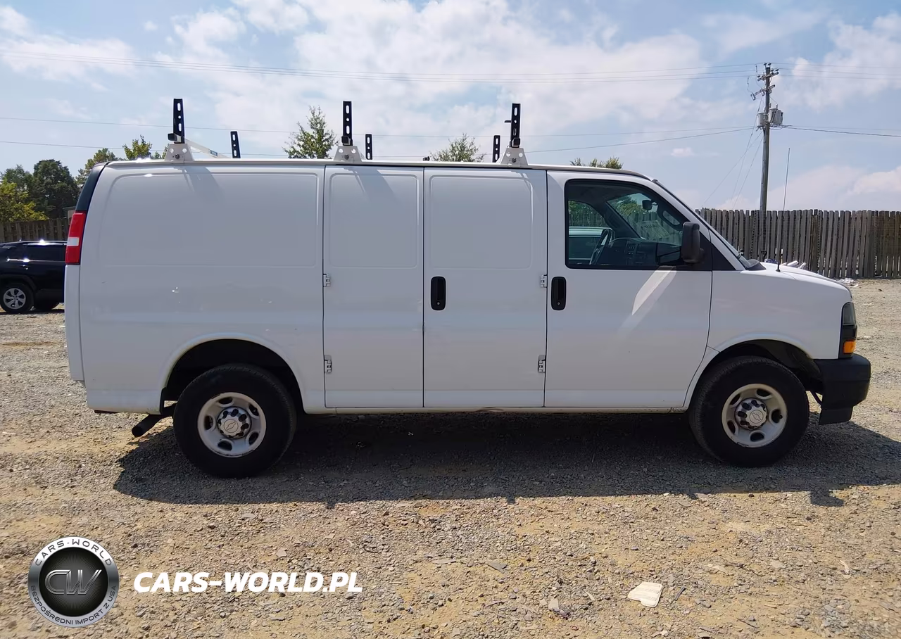 2019 Chevrolet Express 3500 Work Van VIN:1GCZGGFG2K1245704 - 13