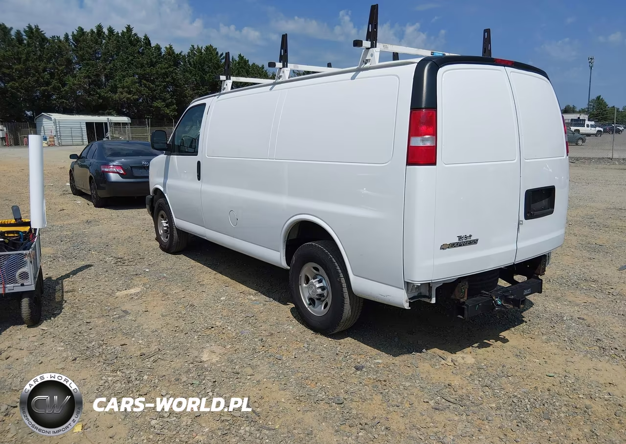 2019 Chevrolet Express 3500 Work Van VIN:1GCZGGFG2K1245704 - 3
