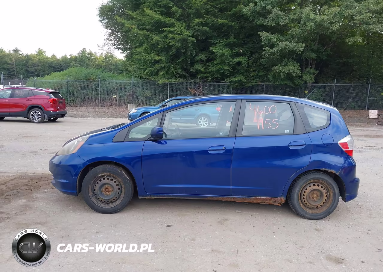 2013 Honda Fit VIN:JHMGE8H39DC028377 - 12