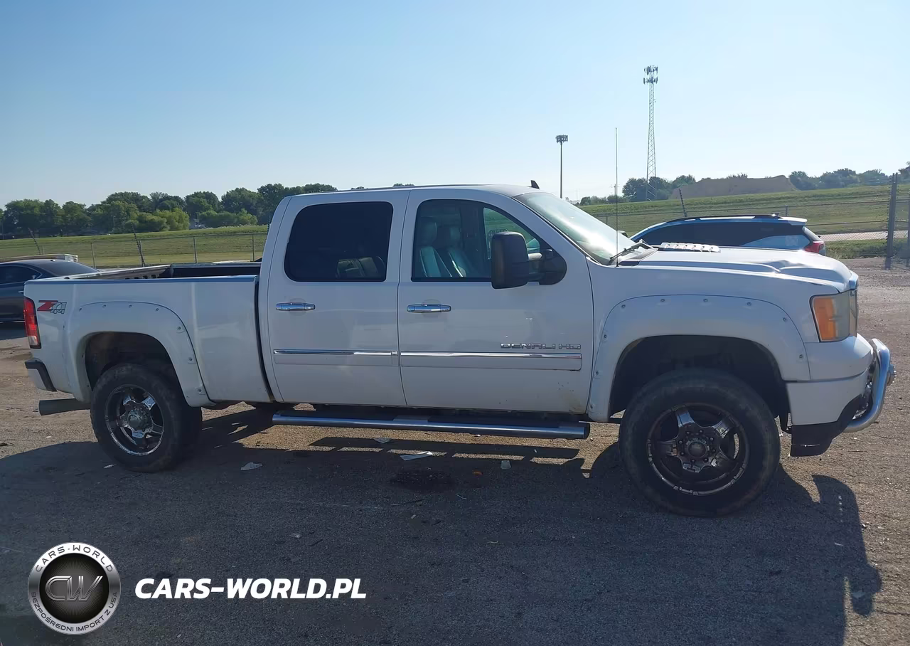 2012 GMC Sierra 2500Hd Denali VIN:1GT125E89CF105437 - 12