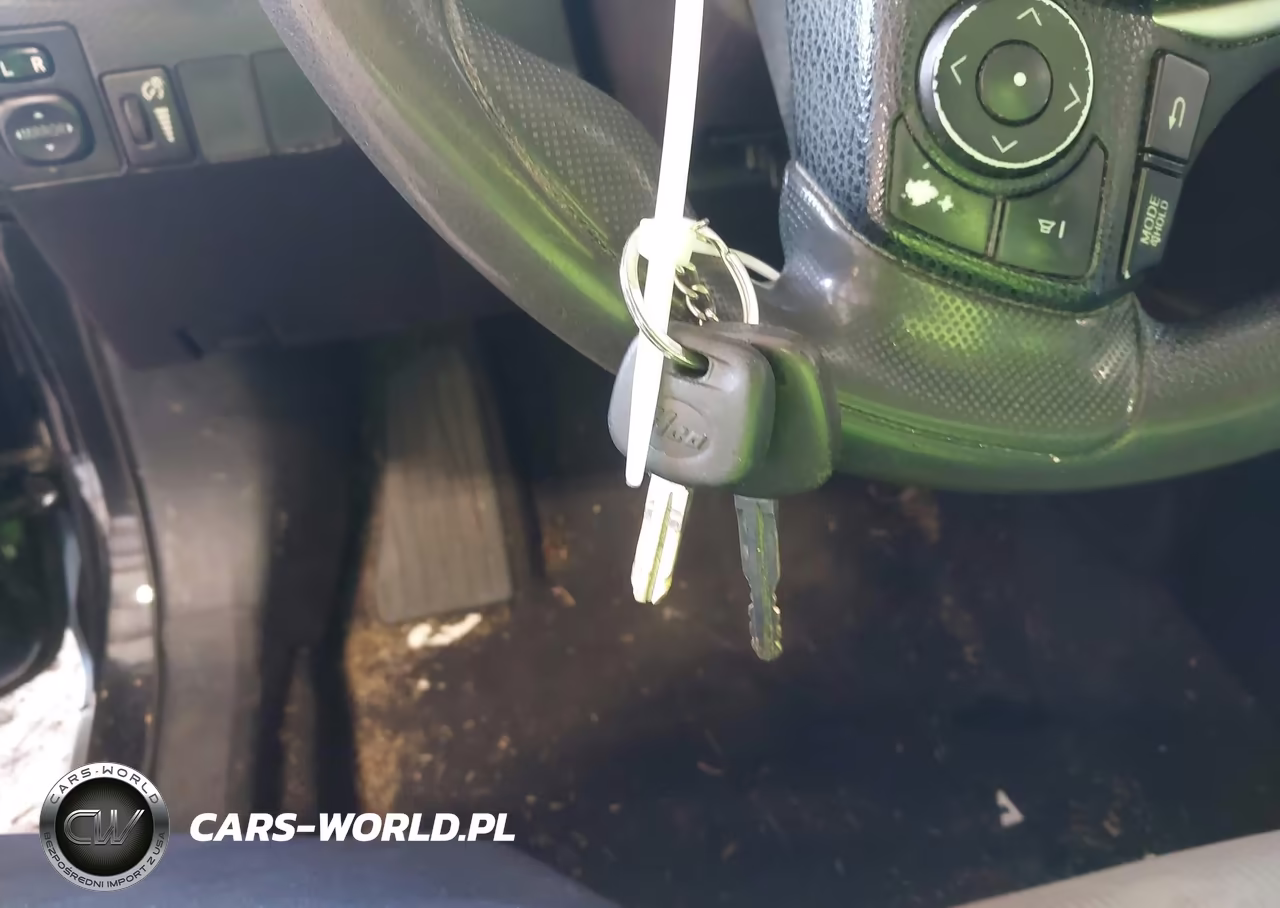 2016 Toyota Corolla L VIN:5YFBURHE9GP452546 - 11