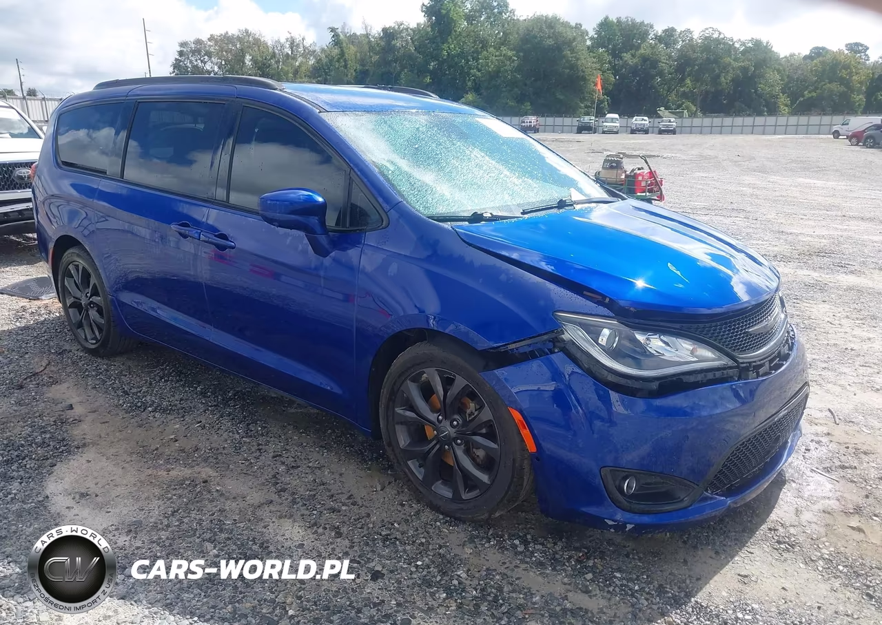 2019 Chrysler Pacifica Touring L Plus