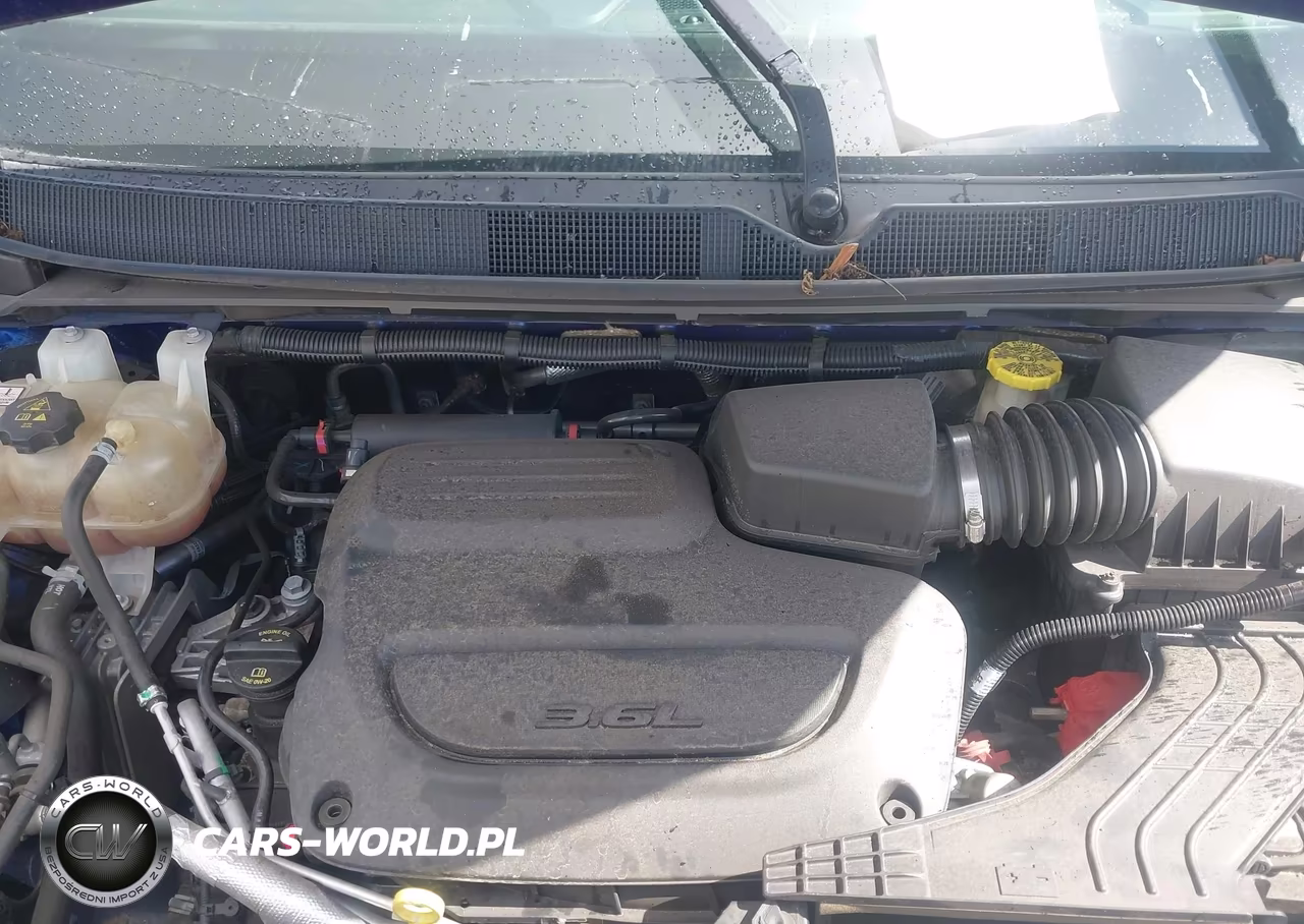 2019 Chrysler Pacifica Touring L Plus VIN:2C4RC1EG3KR668717 - 10