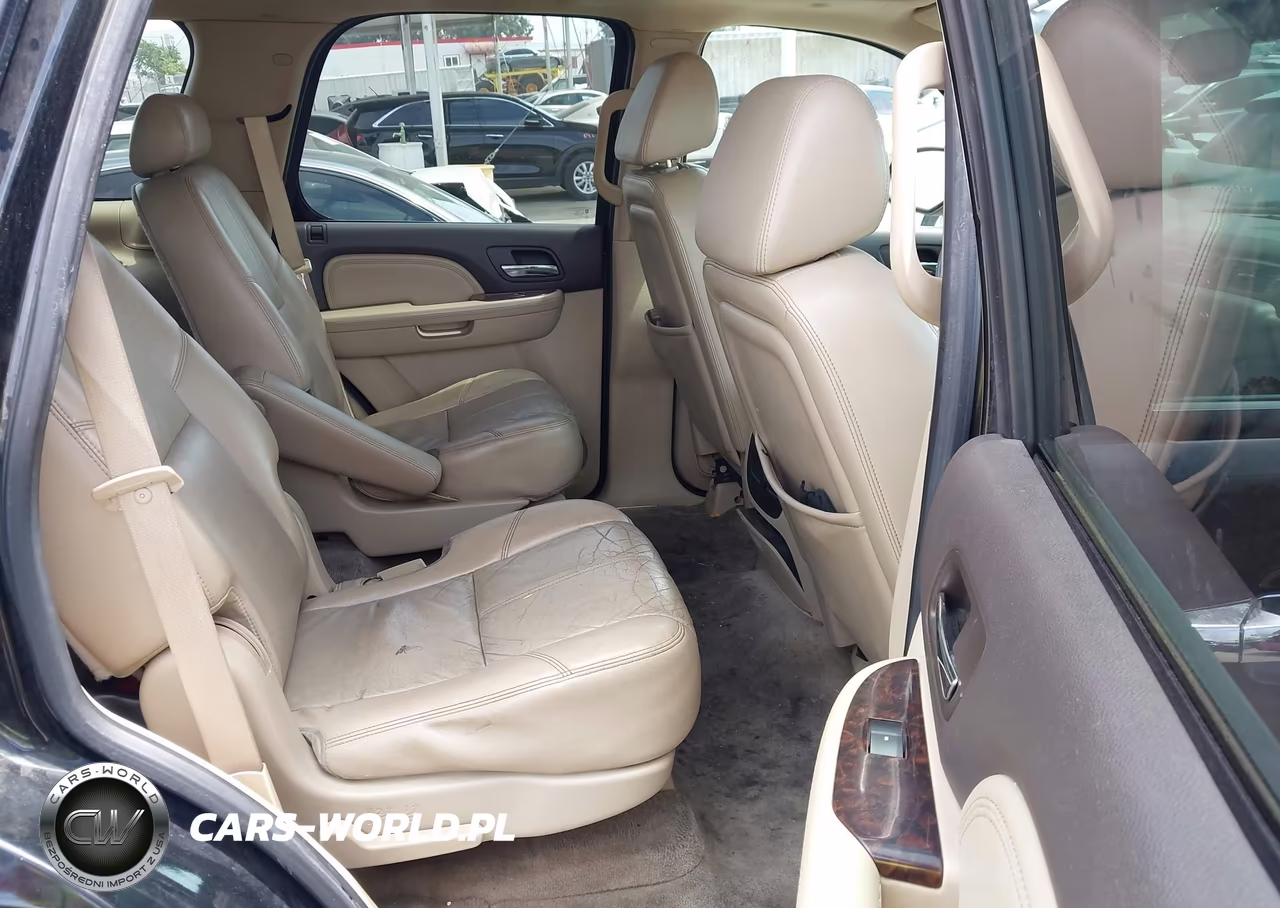 2009 GMC Yukon Denali VIN:1GKFK03249R177861 - 8