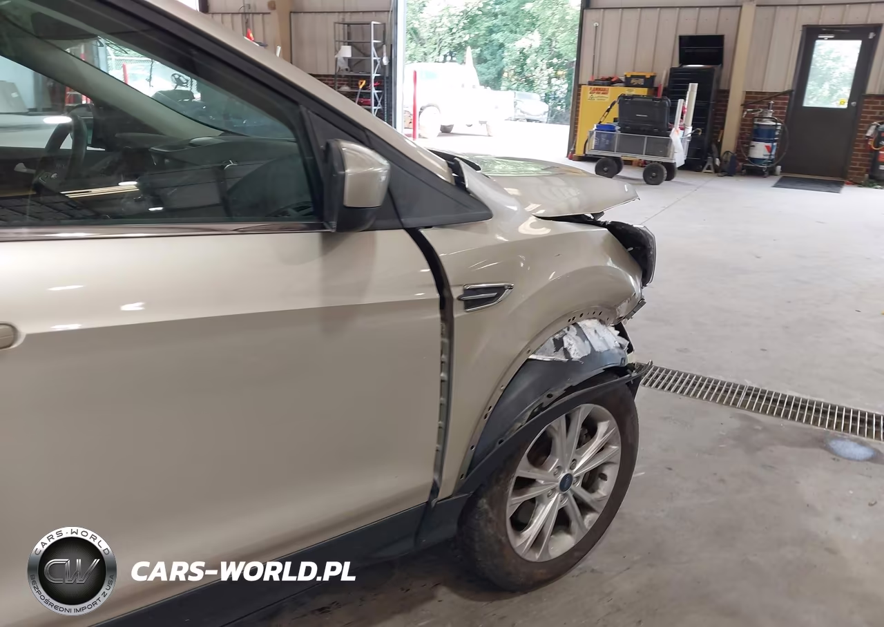 2017 Ford Escape Se VIN:1FMCU9GD9HUC48066 - 6
