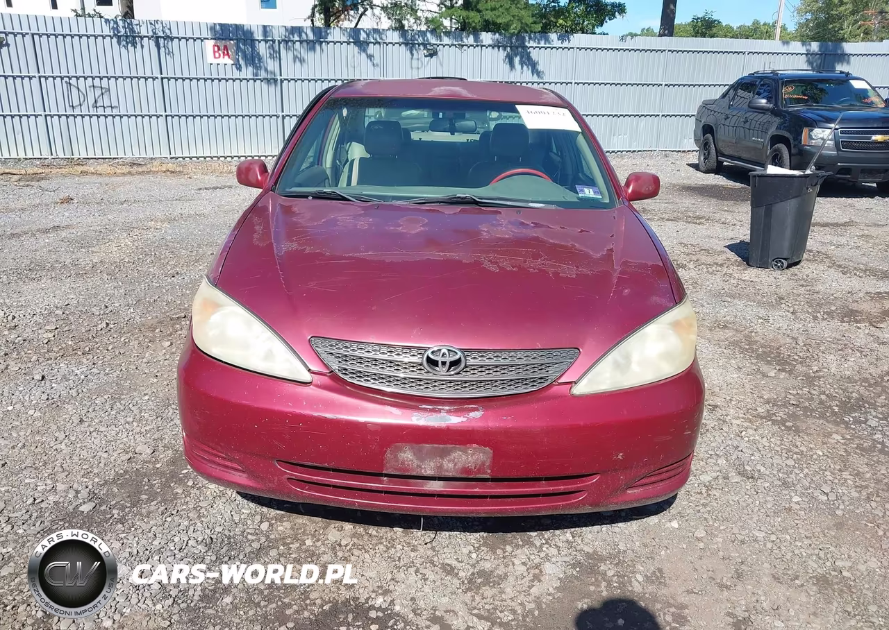 2002 Toyota Camry Le VIN:4T1BE32K92U634764 - 12