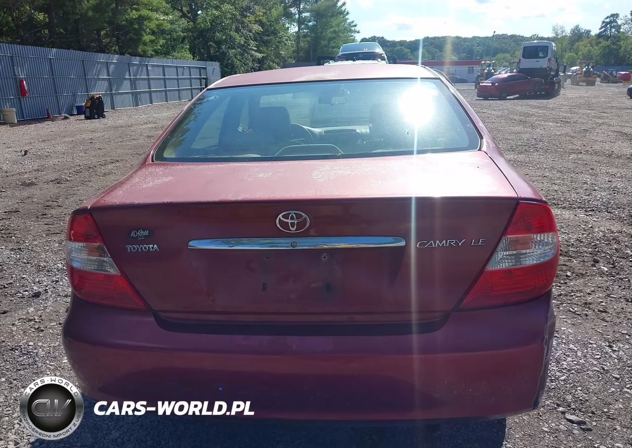 2002 Toyota Camry Le VIN:4T1BE32K92U634764 - 16