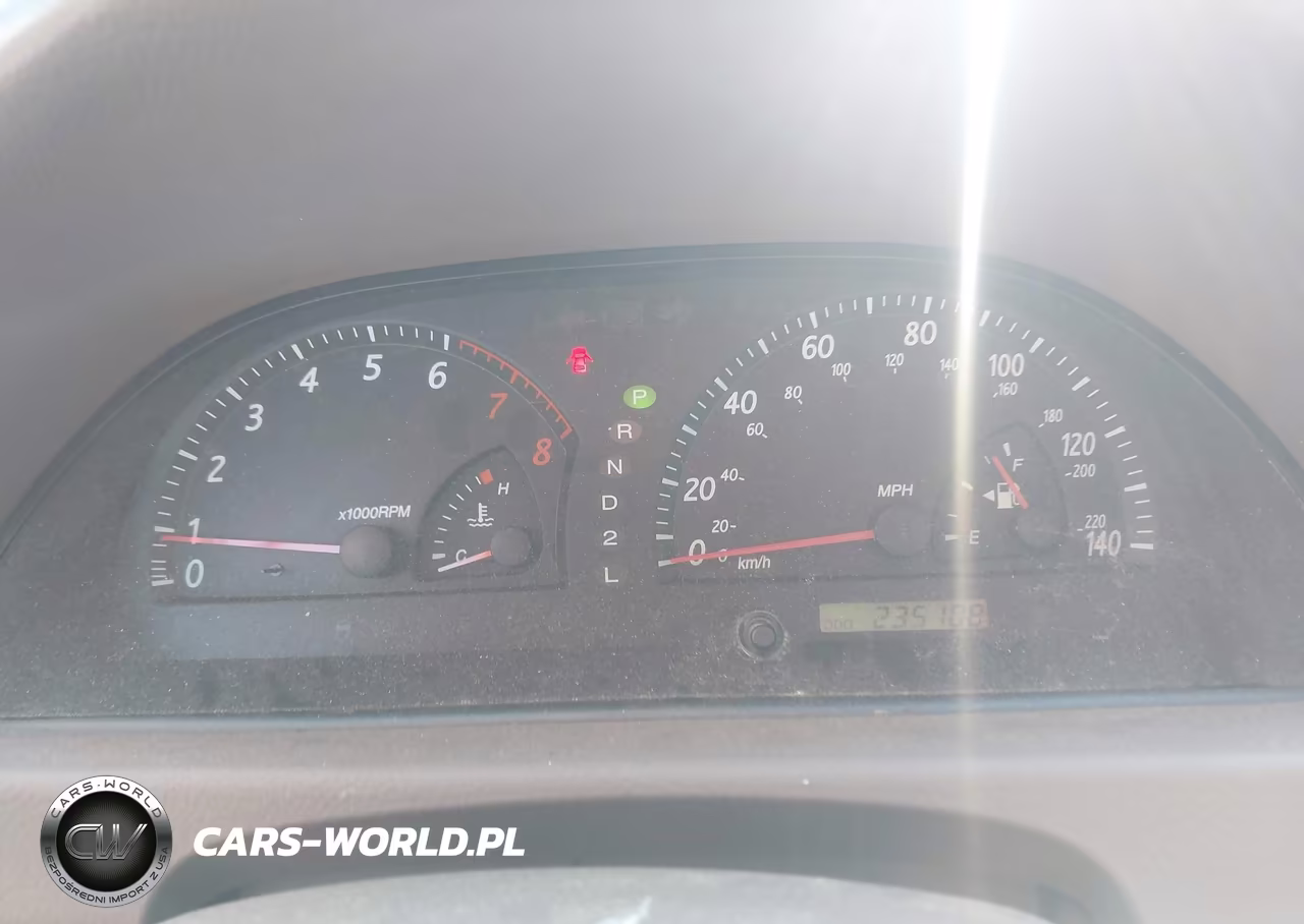 2002 Toyota Camry Le VIN:4T1BE32K92U634764 - 7