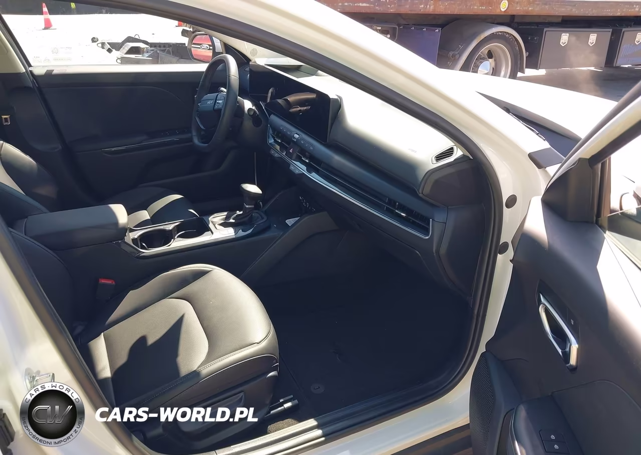 2026 Kia K4 Ex VIN:3KPFU4DE6TE368058 - 5