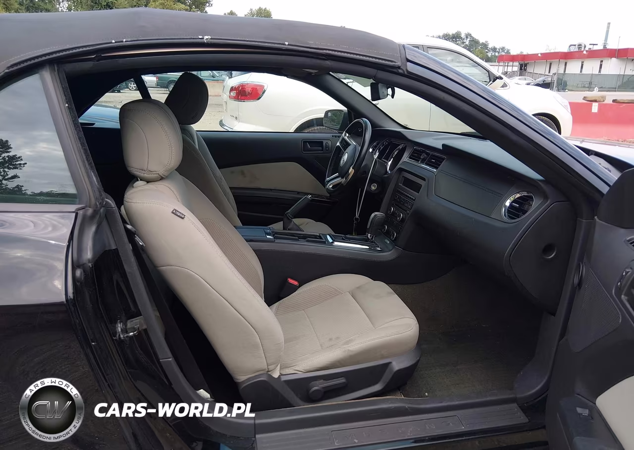 2014 Ford Mustang V6 VIN:1ZVBP8EMXE5232367 - 5