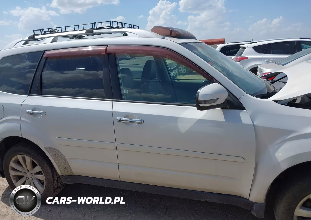 2013 Subaru Forester 2.5X Touring VIN:JF2SHAGCXDH406044 - 13